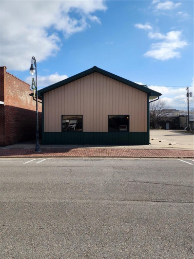 108 Pine Street, East Prairie, Missouri 63845, ,Commercial Lease,For Sale,Pine,MAR25000813