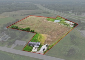 2415 W St Joseph, Perryville, Missouri 63775, 3 Bedrooms Bedrooms, 5 Rooms Rooms,1 BathroomBathrooms,Farm,For Sale,W St Joseph,MAR24040981