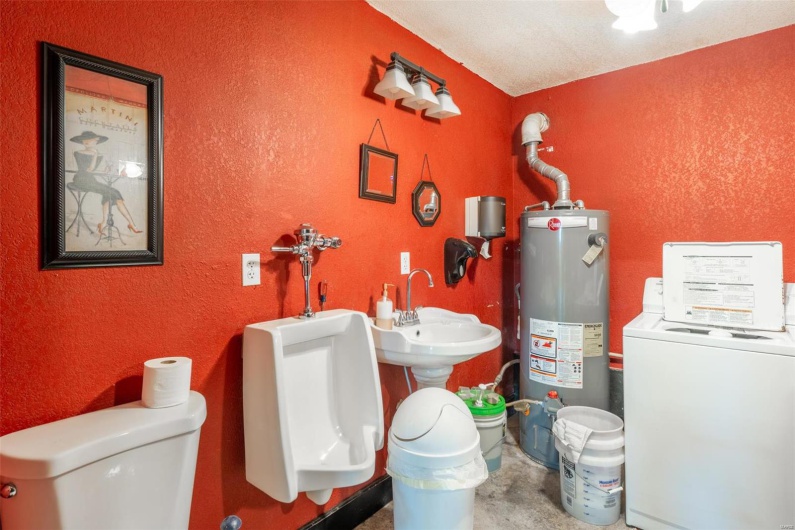 7041 Highway CC, Qulin, Missouri 63961, 4 Bedrooms Bedrooms, 12 Rooms Rooms,2 BathroomsBathrooms,Residential,For Sale,Highway CC,MAR24047160