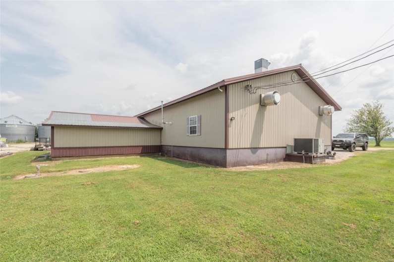 7041 Highway CC, Qulin, Missouri 63961, 4 Bedrooms Bedrooms, 12 Rooms Rooms,2 BathroomsBathrooms,Residential,For Sale,Highway CC,MAR24047160