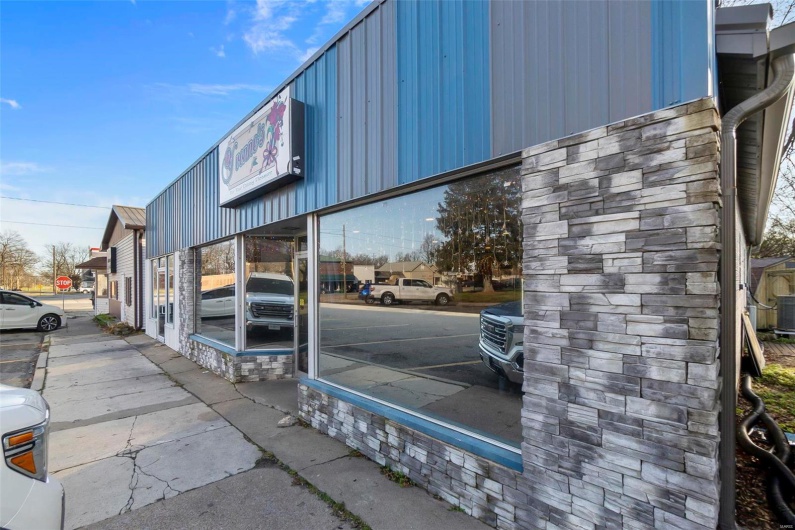 25 Tywappity Street, Benton, Missouri 63736, ,Commercial Sale,For Sale,Tywappity,MAR25000837
