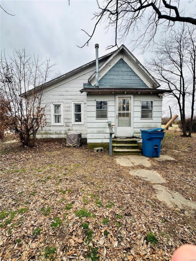 412 E Howard, Malden, Missouri 63863, 3 Bedrooms Bedrooms, 7 Rooms Rooms,1 BathroomBathrooms,Residential,For Sale,E Howard,MAR25001100