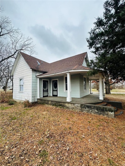 412 E Howard, Malden, Missouri 63863, 3 Bedrooms Bedrooms, 7 Rooms Rooms,1 BathroomBathrooms,Residential,For Sale,E Howard,MAR25001100