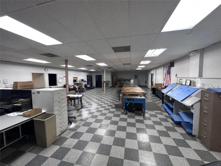 205 New Madrid Street, Sikeston, Missouri 63801, ,Commercial Sale,For Sale,New Madrid,MAR24011262