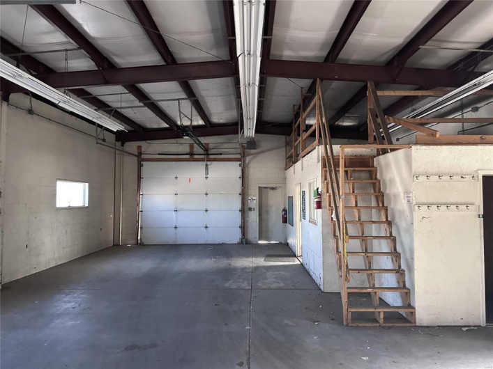 205 New Madrid Street, Sikeston, Missouri 63801, ,Commercial Sale,For Sale,New Madrid,MAR24011262