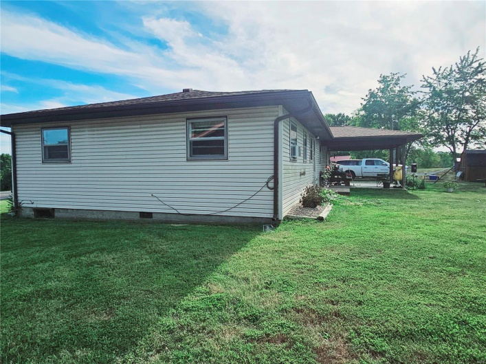 6229 State Highway 32, Farmington, Missouri 63640, 3 Bedrooms Bedrooms, 6 Rooms Rooms,2 BathroomsBathrooms,Residential,For Sale,State Highway 32,MAR24053991