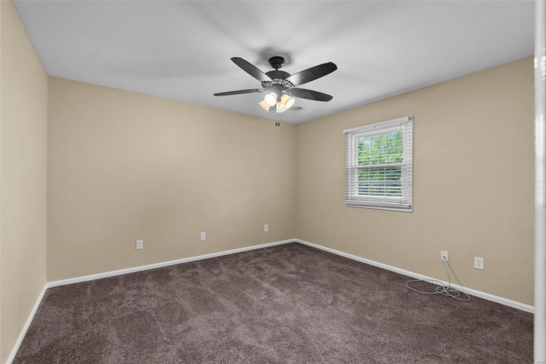 912 Westview Drive, Sikeston, Missouri 63801, 4 Bedrooms Bedrooms, 11 Rooms Rooms,2 BathroomsBathrooms,Residential,For Sale,Westview,MAR25001316