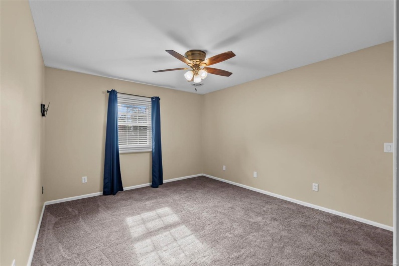 912 Westview Drive, Sikeston, Missouri 63801, 4 Bedrooms Bedrooms, 11 Rooms Rooms,2 BathroomsBathrooms,Residential,For Sale,Westview,MAR25001316
