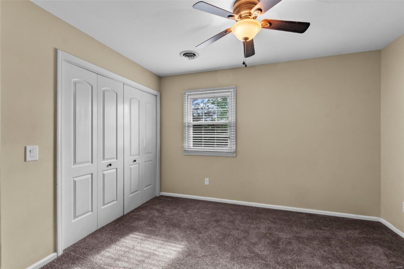 912 Westview Drive, Sikeston, Missouri 63801, 4 Bedrooms Bedrooms, 11 Rooms Rooms,2 BathroomsBathrooms,Residential,For Sale,Westview,MAR25001316