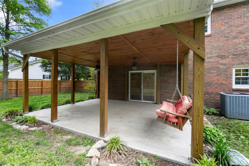 912 Westview Drive, Sikeston, Missouri 63801, 4 Bedrooms Bedrooms, 11 Rooms Rooms,2 BathroomsBathrooms,Residential,For Sale,Westview,MAR25001316