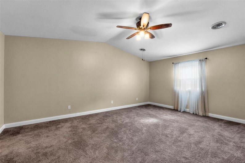 912 Westview Drive, Sikeston, Missouri 63801, 4 Bedrooms Bedrooms, 11 Rooms Rooms,2 BathroomsBathrooms,Residential,For Sale,Westview,MAR25001316