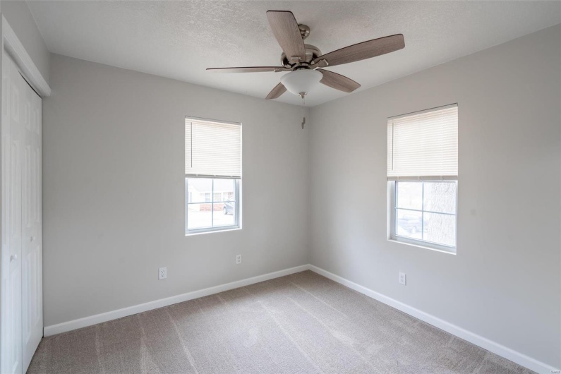1918 Glendale Street, Poplar Bluff, Missouri 63901, 4 Bedrooms Bedrooms, 8 Rooms Rooms,2 BathroomsBathrooms,Residential,For Sale,Glendale,MAR25001149