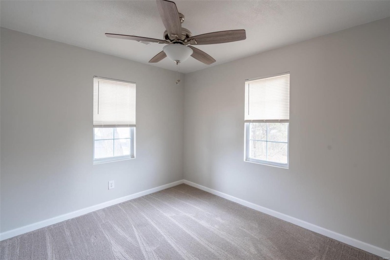 1918 Glendale Street, Poplar Bluff, Missouri 63901, 4 Bedrooms Bedrooms, 8 Rooms Rooms,2 BathroomsBathrooms,Residential,For Sale,Glendale,MAR25001149