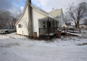 306 Mine La Motte Street, Fredericktown, Missouri 63645, 2 Bedrooms Bedrooms, 4 Rooms Rooms,1 BathroomBathrooms,Residential,For Sale,Mine La Motte,MAR25001567