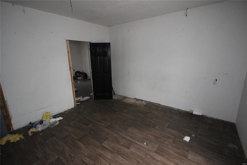 306 Mine La Motte Street, Fredericktown, Missouri 63645, 2 Bedrooms Bedrooms, 4 Rooms Rooms,1 BathroomBathrooms,Residential,For Sale,Mine La Motte,MAR25001567