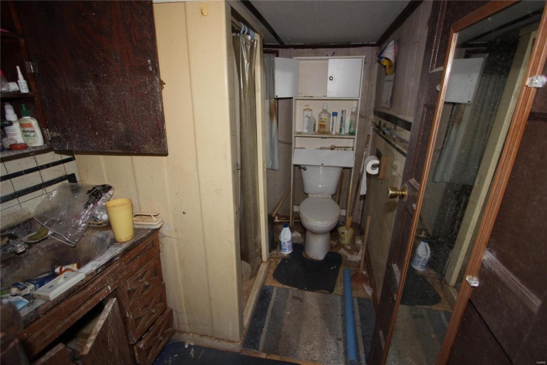 904 Camilla Street, Park Hills, Missouri 63601, 3 Bedrooms Bedrooms, 4 Rooms Rooms,1 BathroomBathrooms,Residential,For Sale,Camilla,MAR25001571