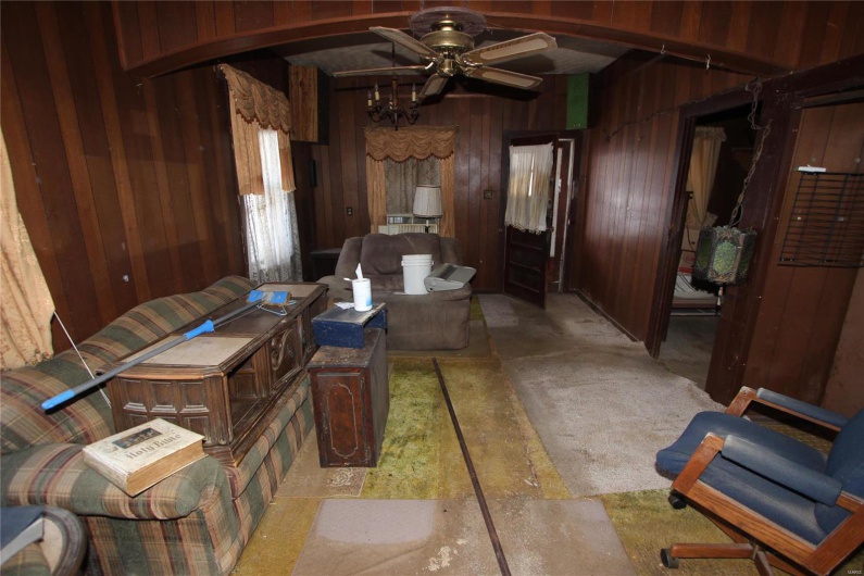 904 Camilla Street, Park Hills, Missouri 63601, 3 Bedrooms Bedrooms, 4 Rooms Rooms,1 BathroomBathrooms,Residential,For Sale,Camilla,MAR25001571