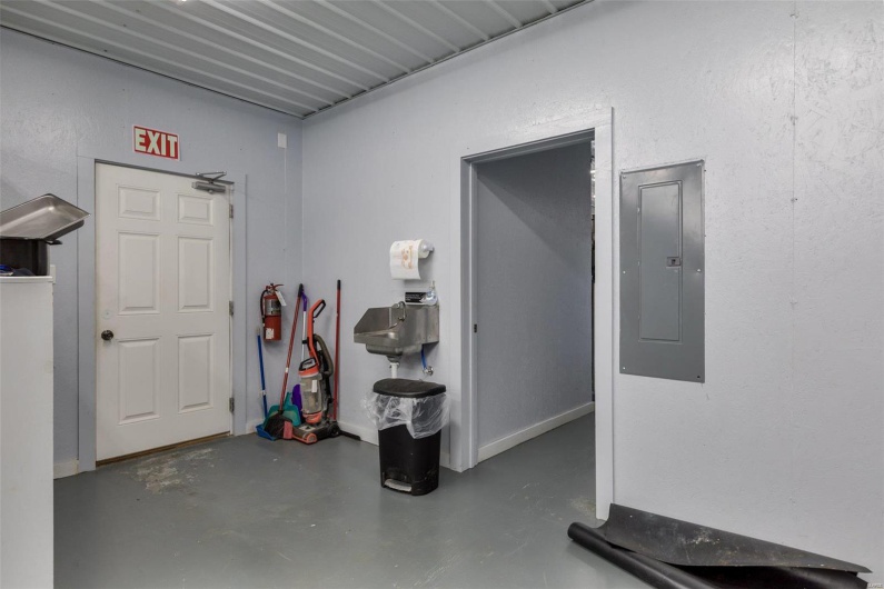2953 Highway 221, Doe Run, Missouri 63637, ,Farm,For Sale,Highway 221,MAR24039057