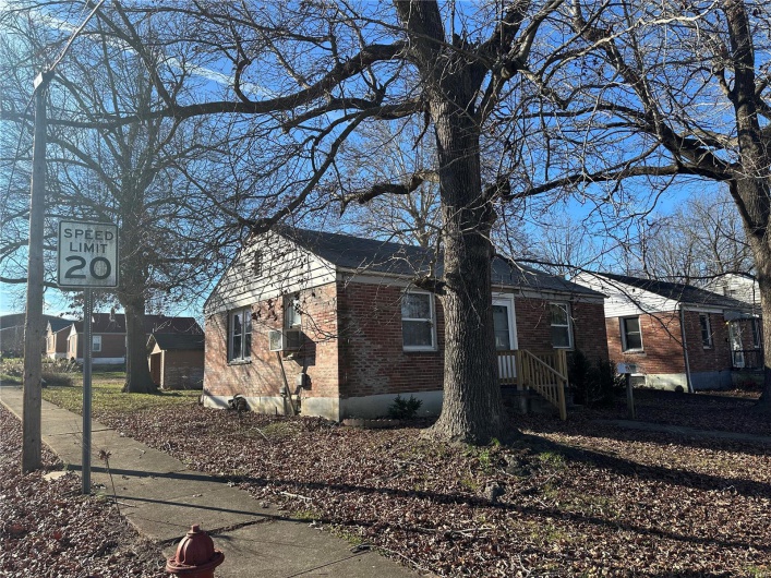 419 Franklin Street, Fredericktown, Missouri 63645, 2 Bedrooms Bedrooms, 4 Rooms Rooms,1 BathroomBathrooms,Residential,For Sale,Franklin,MAR25002081
