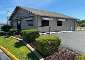 566 Kingshighway, Cape Girardeau, Missouri 63755, ,Commercial Sale,For Sale,Kingshighway,MAR25002272