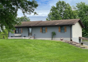 9106 Schupbach, Sparta, Illinois 62286, 3 Bedrooms Bedrooms, 11 Rooms Rooms,2 BathroomsBathrooms,Residential,For Sale,Schupbach,MAR25002063