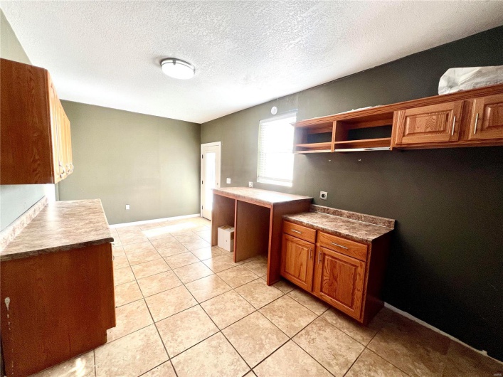 792 County Road 466, Poplar Bluff, Missouri 63901, 4 Bedrooms Bedrooms, 9 Rooms Rooms,3 BathroomsBathrooms,Residential,For Sale,County Road 466,MAR25002573