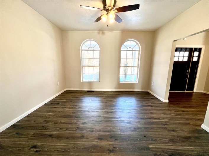 792 County Road 466, Poplar Bluff, Missouri 63901, 4 Bedrooms Bedrooms, 9 Rooms Rooms,3 BathroomsBathrooms,Residential,For Sale,County Road 466,MAR25002573