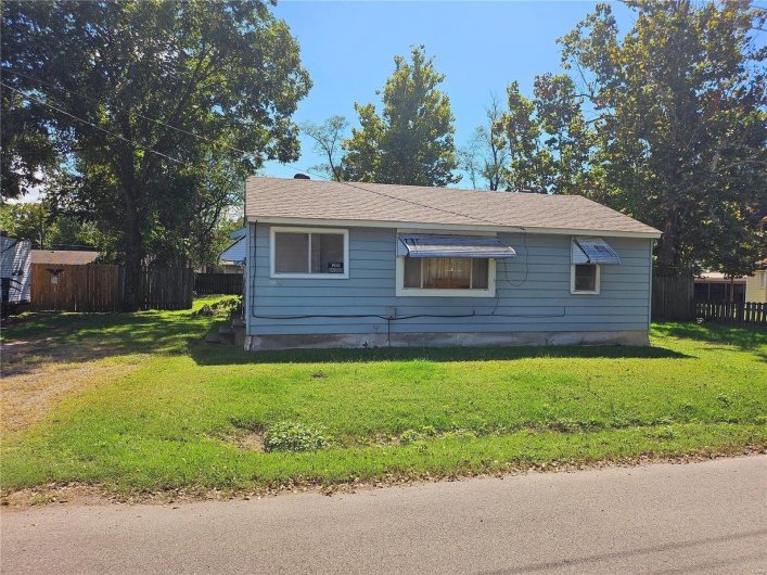 1821 Independence Circle, Kennett, Missouri 63857, 2 Bedrooms Bedrooms, 5 Rooms Rooms,1 BathroomBathrooms,Residential,For Sale,Independence Circle,MAR24060150