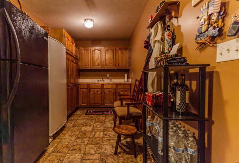 702 S 525th Rd, East Prairie, Missouri 63845, 4 Bedrooms Bedrooms, 13 Rooms Rooms,3 BathroomsBathrooms,Residential,For Sale,S 525th Rd,MAR25002390
