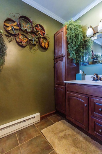702 S 525th Rd, East Prairie, Missouri 63845, 4 Bedrooms Bedrooms, 13 Rooms Rooms,3 BathroomsBathrooms,Residential,For Sale,S 525th Rd,MAR25002390