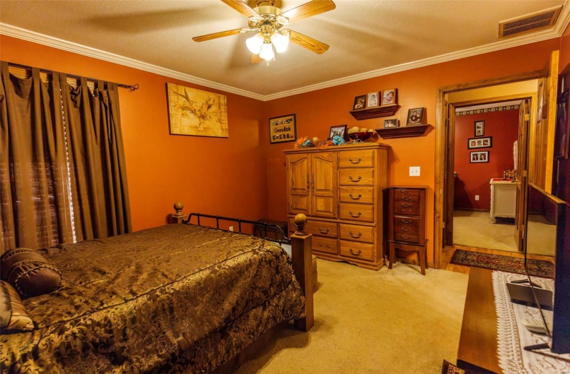 702 S 525th Rd, East Prairie, Missouri 63845, 4 Bedrooms Bedrooms, 13 Rooms Rooms,3 BathroomsBathrooms,Residential,For Sale,S 525th Rd,MAR25002390
