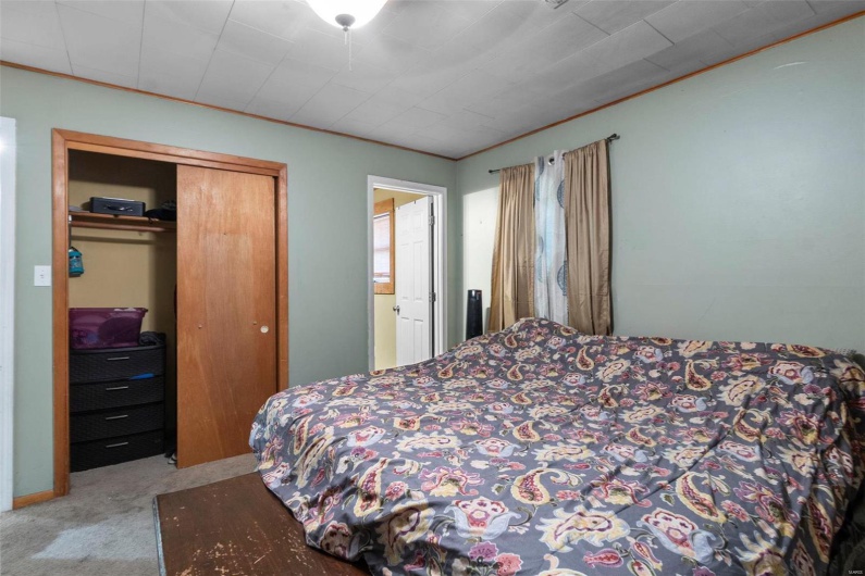 717 Michael, Kennett, Missouri 63857, 3 Bedrooms Bedrooms, 8 Rooms Rooms,2 BathroomsBathrooms,Residential,For Sale,Michael,MAR25002898