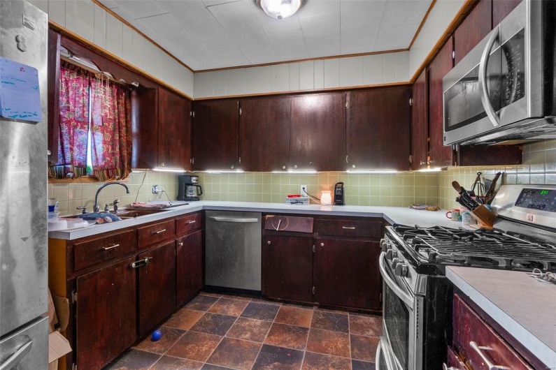 717 Michael, Kennett, Missouri 63857, 3 Bedrooms Bedrooms, 8 Rooms Rooms,2 BathroomsBathrooms,Residential,For Sale,Michael,MAR25002898