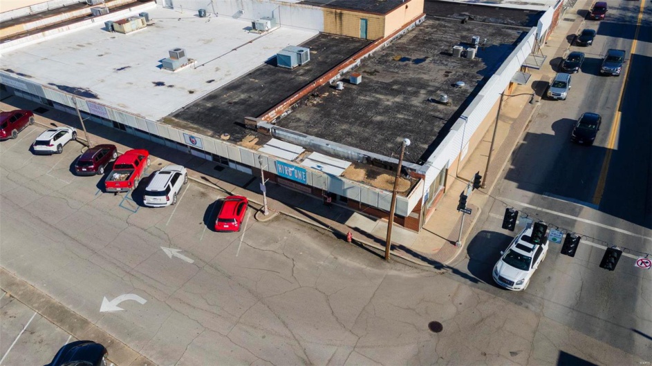 100 College Street, Kennett, Missouri 63857, ,Commercial Sale,For Sale,College,MAR25002905