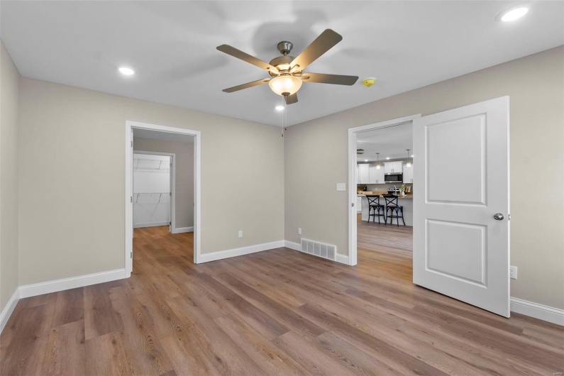 5327 Pinedale Drive, Jackson, Missouri 63755, 3 Bedrooms Bedrooms, 9 Rooms Rooms,2 BathroomsBathrooms,Residential,For Sale,Pinedale,MAR25002915