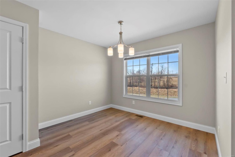 5327 Pinedale Drive, Jackson, Missouri 63755, 3 Bedrooms Bedrooms, 9 Rooms Rooms,2 BathroomsBathrooms,Residential,For Sale,Pinedale,MAR25002915
