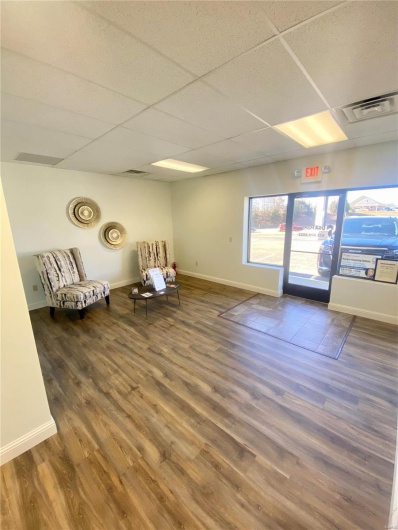 1040 Westwood Blvd, Poplar Bluff, Missouri 63901, ,Commercial Lease,For Sale,Westwood Blvd,MAR25001919