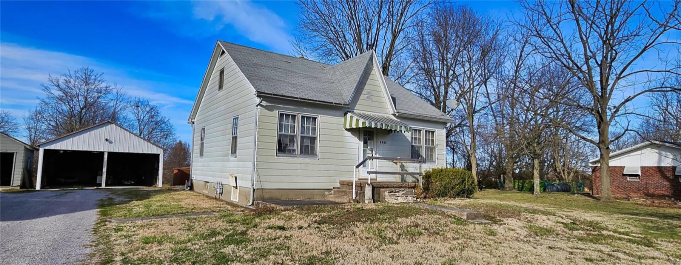 9302 Main Street, Altenburg, Missouri 63732, 3 Bedrooms Bedrooms, 5 Rooms Rooms,1 BathroomBathrooms,Residential,For Sale,Main,MAR24014109