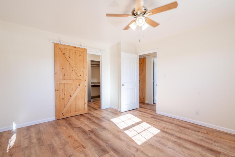 1102 Highway 142, Poplar Bluff, Missouri 63901, 2 Bedrooms Bedrooms, 8 Rooms Rooms,2 BathroomsBathrooms,Residential,For Sale,Highway 142,MAR25002146