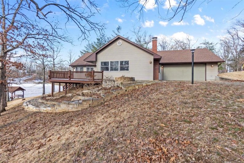 520 Christopher Drive, Perryville, Missouri 63775, 3 Bedrooms Bedrooms, 12 Rooms Rooms,2 BathroomsBathrooms,Residential,For Sale,Christopher,MAR25003150
