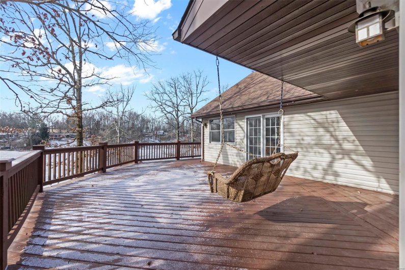 520 Christopher Drive, Perryville, Missouri 63775, 3 Bedrooms Bedrooms, 12 Rooms Rooms,2 BathroomsBathrooms,Residential,For Sale,Christopher,MAR25003150