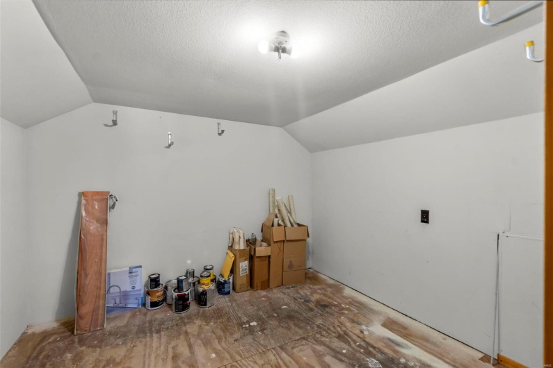 520 Christopher Drive, Perryville, Missouri 63775, 3 Bedrooms Bedrooms, 12 Rooms Rooms,2 BathroomsBathrooms,Residential,For Sale,Christopher,MAR25003150