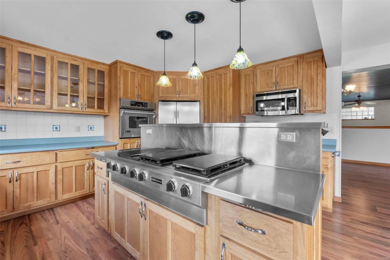 520 Christopher Drive, Perryville, Missouri 63775, 3 Bedrooms Bedrooms, 12 Rooms Rooms,2 BathroomsBathrooms,Residential,For Sale,Christopher,MAR25003150