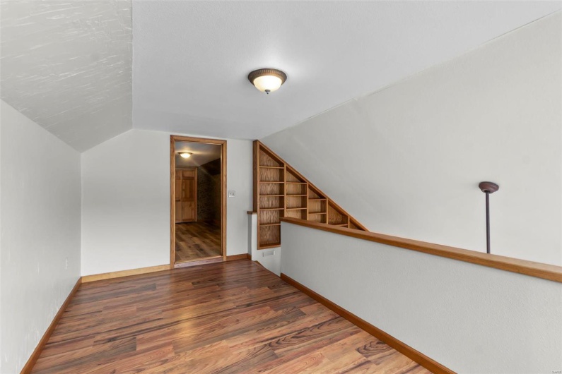 520 Christopher Drive, Perryville, Missouri 63775, 3 Bedrooms Bedrooms, 12 Rooms Rooms,2 BathroomsBathrooms,Residential,For Sale,Christopher,MAR25003150