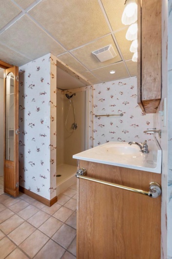 520 Christopher Drive, Perryville, Missouri 63775, 3 Bedrooms Bedrooms, 12 Rooms Rooms,2 BathroomsBathrooms,Residential,For Sale,Christopher,MAR25003150