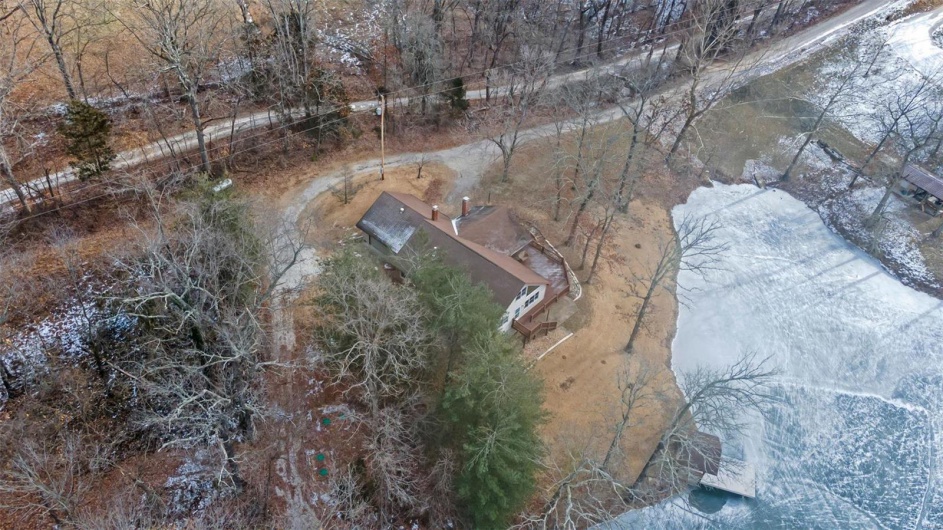 520 Christopher Drive, Perryville, Missouri 63775, 3 Bedrooms Bedrooms, 12 Rooms Rooms,2 BathroomsBathrooms,Residential,For Sale,Christopher,MAR25003150