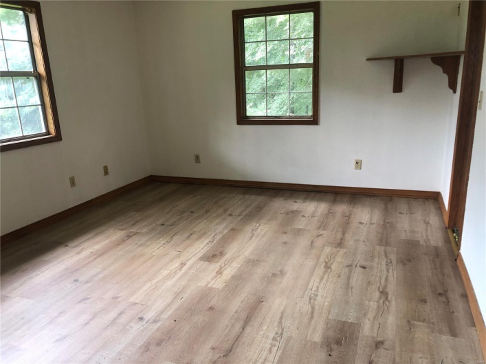 Bedroom 1 (View 2)