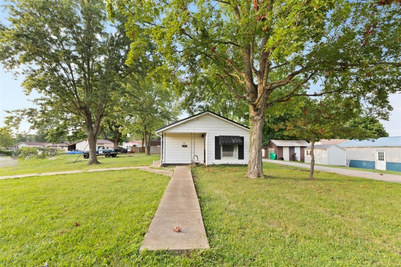 522 Maple Street, Leadington, Missouri 63601, ,Commercial Sale,For Sale,Maple,MAR24040963