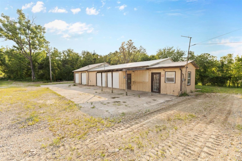 522 Maple Street, Leadington, Missouri 63601, ,Commercial Sale,For Sale,Maple,MAR24040963