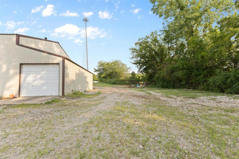 522 Maple Street, Leadington, Missouri 63601, ,Commercial Sale,For Sale,Maple,MAR24040963